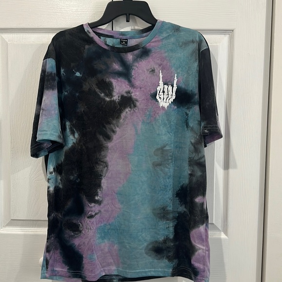 SHEIN Tops - Tie-dye tshirt